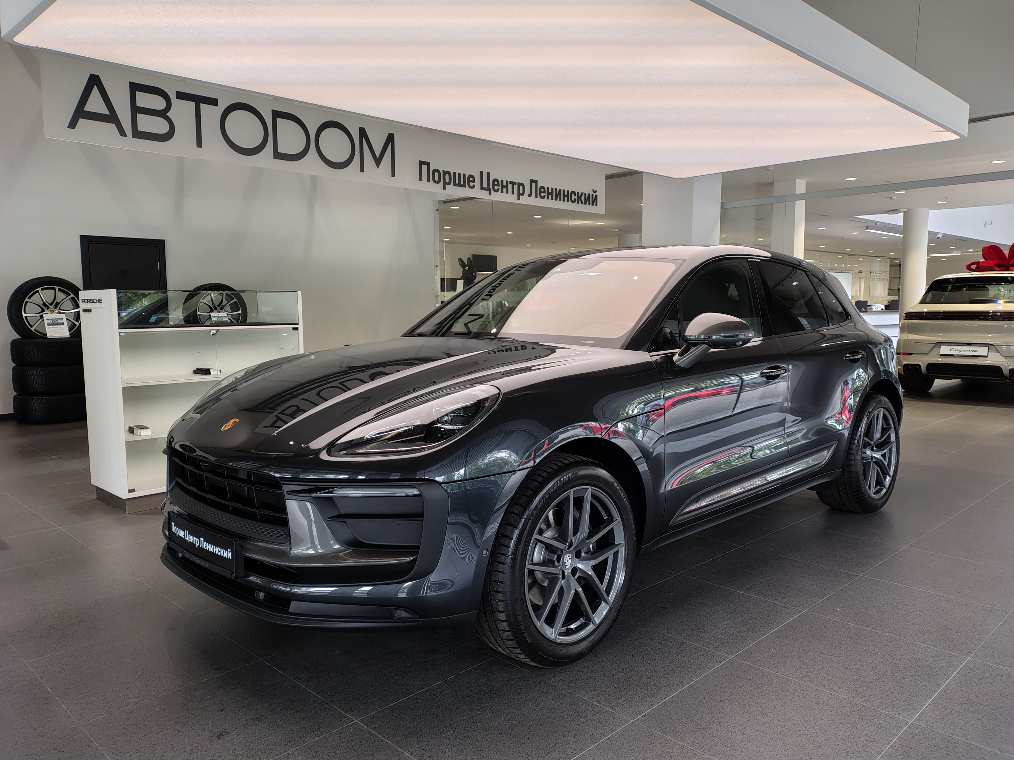 Porsche Macan I [2-й рестайлинг] 2.0 AMT 4WD (265 л.с.) T Серый 2026 