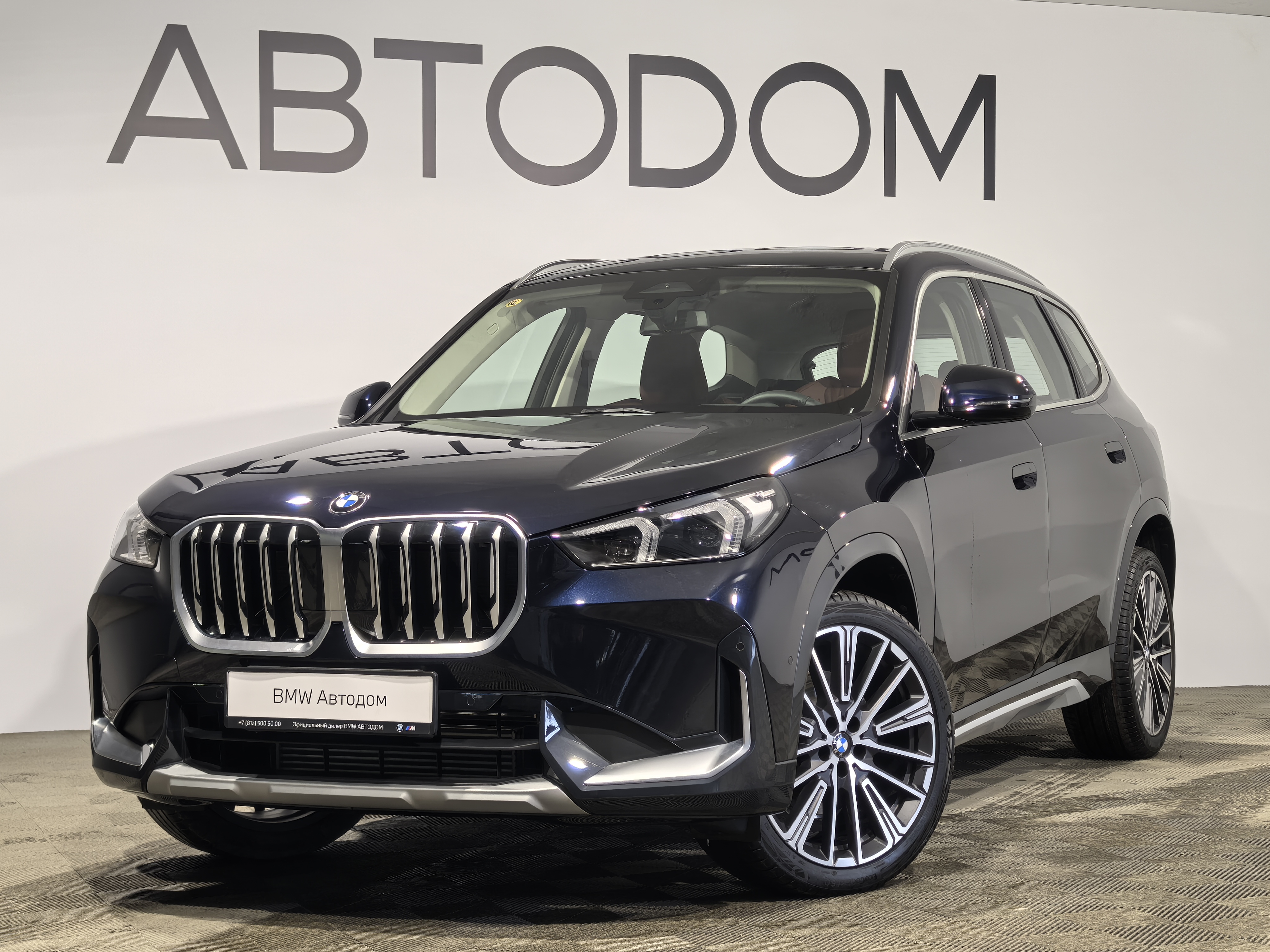 Автомобиль BMW X1 III поколение (U11) 2.0 AMT 4WD (204 л.с.) Base Синий 2025 