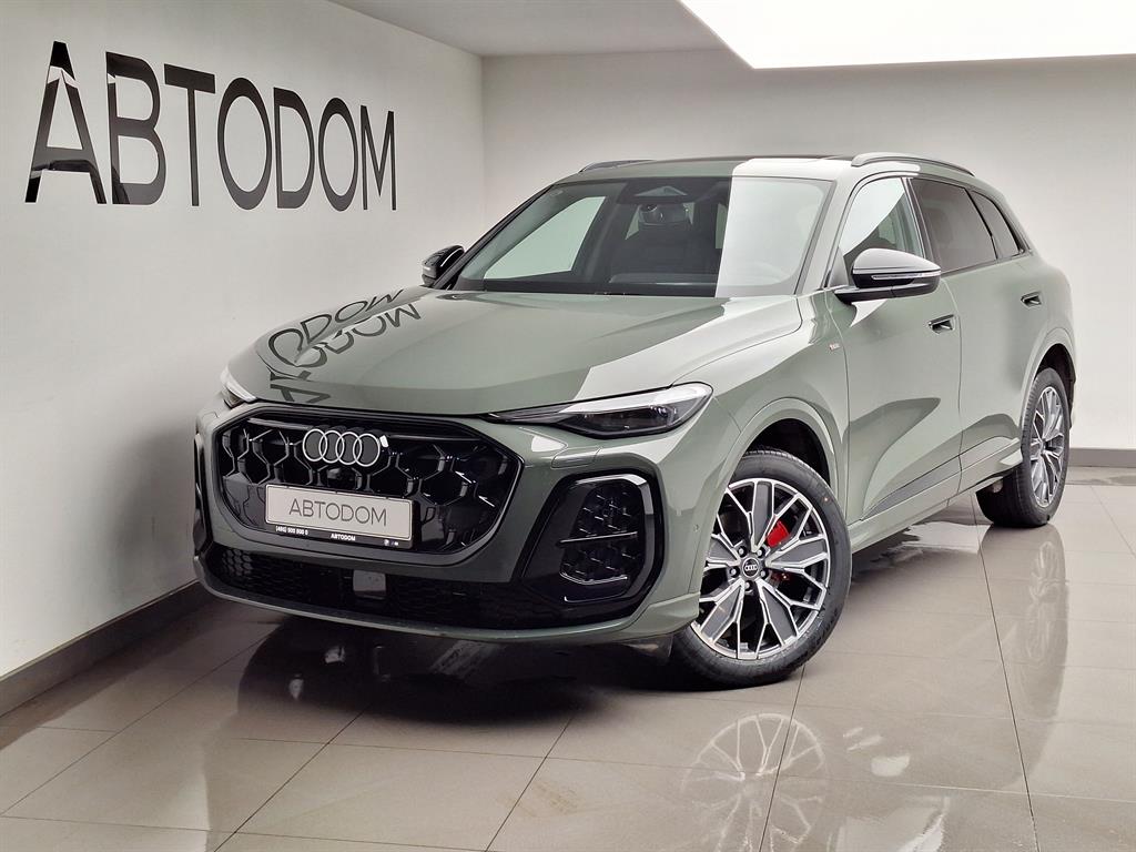 Автомобиль Audi Q5 III поколение 2.0 AMT 4WD (204 л.с.) Base Чёрный 2025 