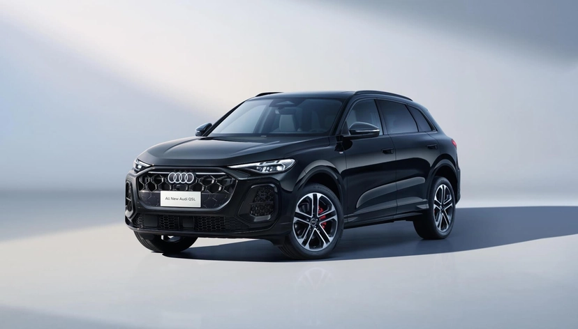 Автомобиль Audi Q5 III поколение 2.0 AMT 4WD (204 л.с.) Base Чёрный 2025