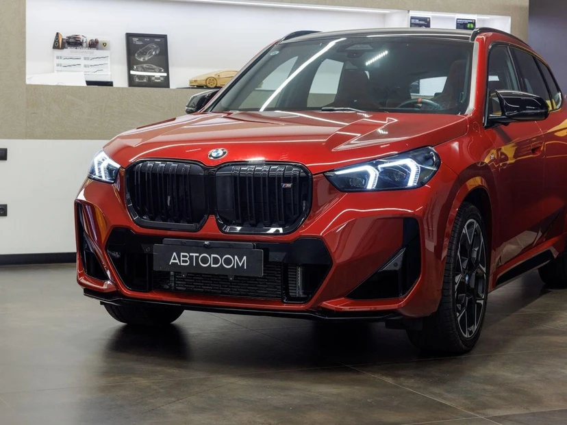 BMW X1 III поколение (U11) 2.0 AMT 4WD (300 л.с.) M35Li Красный 2024 с пробегом 4 242 км