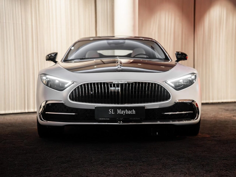 Автомобиль Mercedes-Benz Maybach SL I поколение 4.0 AT 4WD (585 л.с.) Ambience Белый 2025