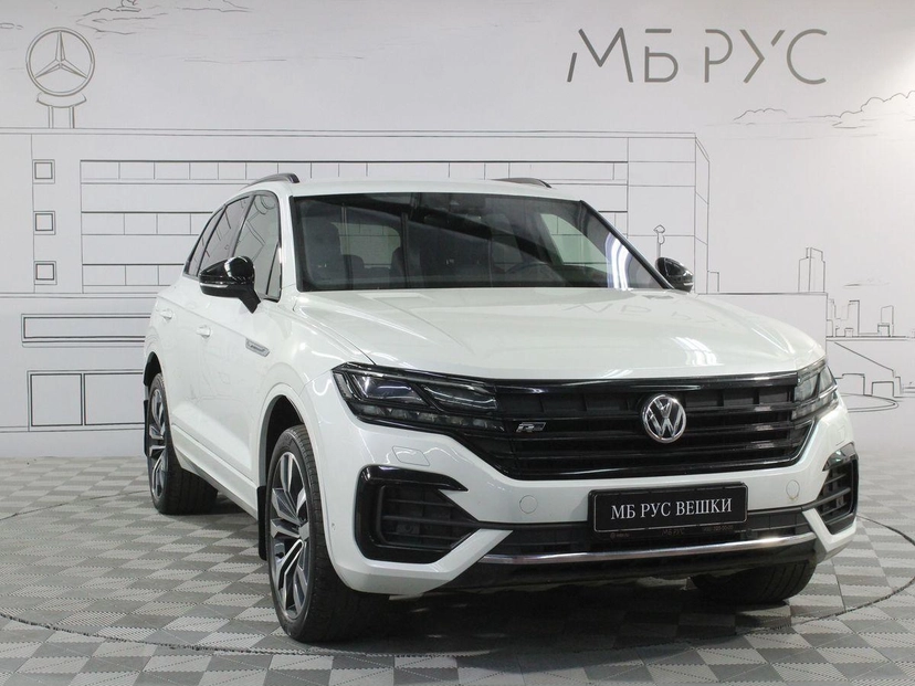 Автомобиль Volkswagen Touareg III поколение 3.0d AT 4WD (249 л.с.) R-Line Белый 2021 с пробегом 78 300 км
