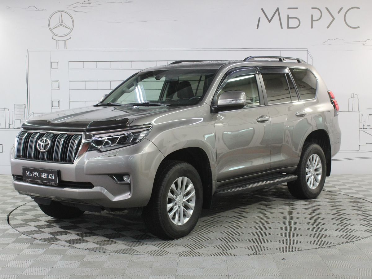 Toyota Land Cruiser Prado IV (J150) [2-й рестайлинг] 2.8d AT 4WD (177 л.с.) Комфорт Коричневый 2018 с пробегом 137 000 км