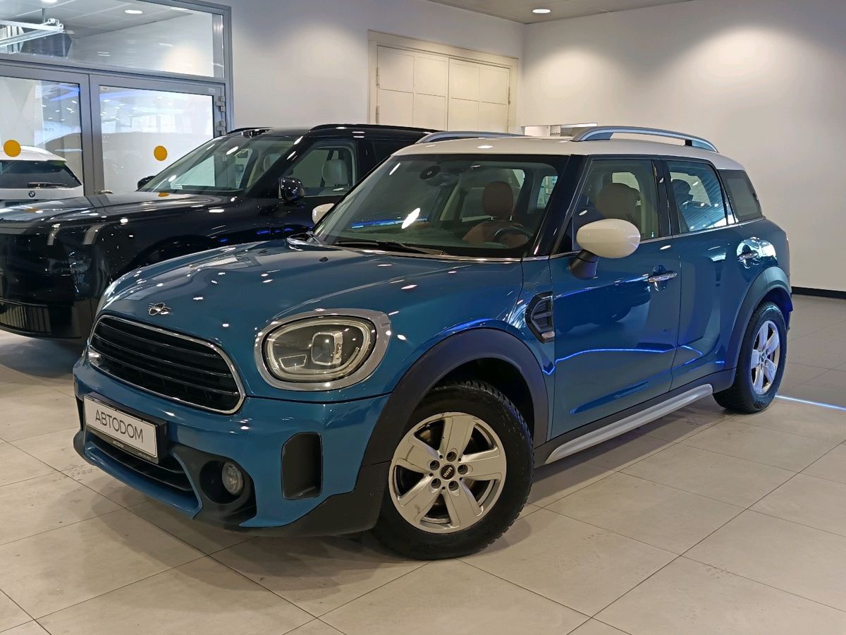 Автомобиль MINI Countryman II (F60) [рестайлинг] Cooper 1.5 AMT (136 л.с.) Essential Синий 2021 с пробегом 131 757 км