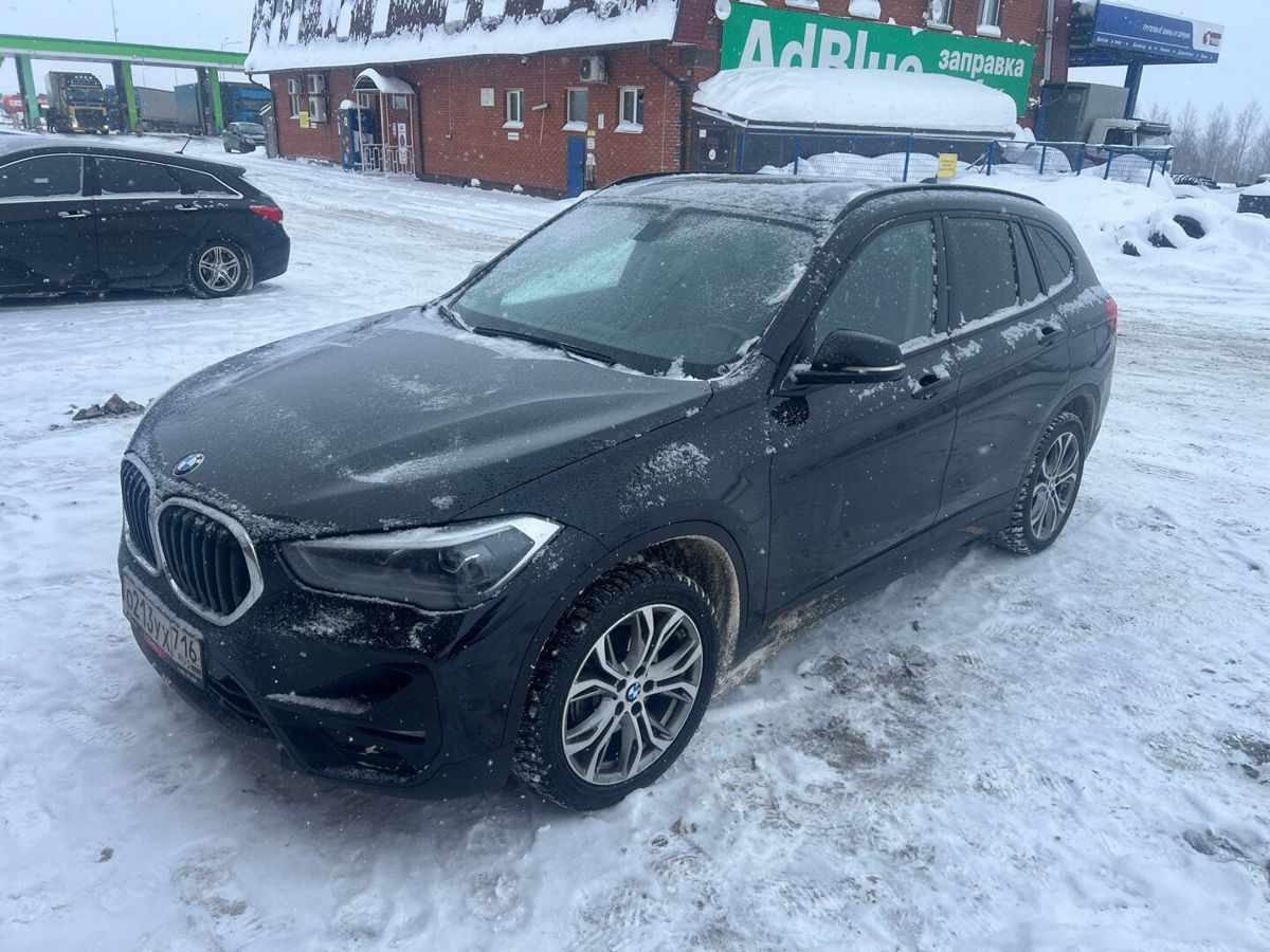 Автомобиль BMW X1 II (F48) [рестайлинг] 2.0d AT 4WD (150 л.с.) Advantage Plus Чёрный 2021 с пробегом 90 919 км
