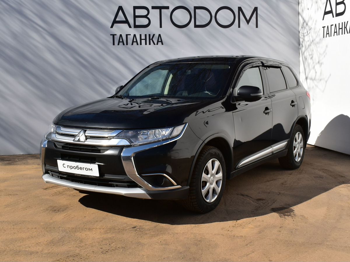 Автомобиль Mitsubishi Outlander III [2-й рестайлинг] 2.0 CVT 4WD (146 л.с.) Invite Чёрный 2018 с пробегом 221 200 км