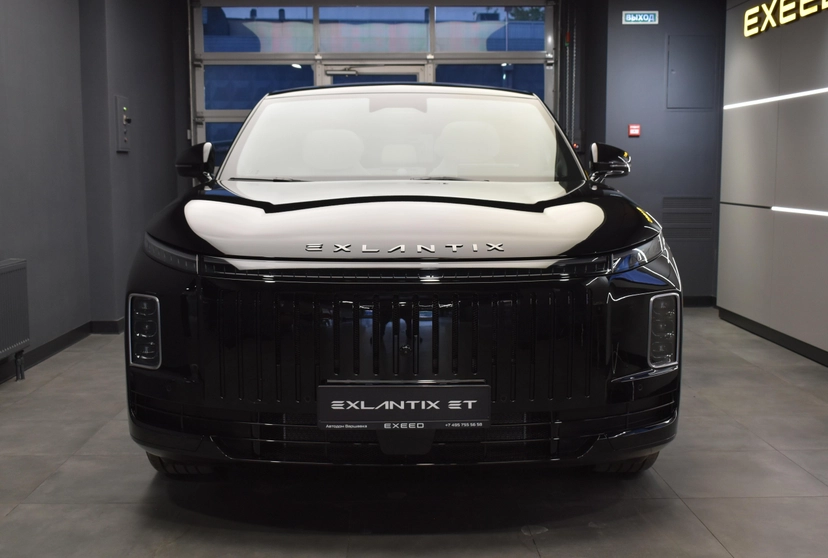 Автомобиль EXEED EXLANTIX ET I поколение 1.5hyb AT 4WD (469 л.с.) Top Чёрный 2025