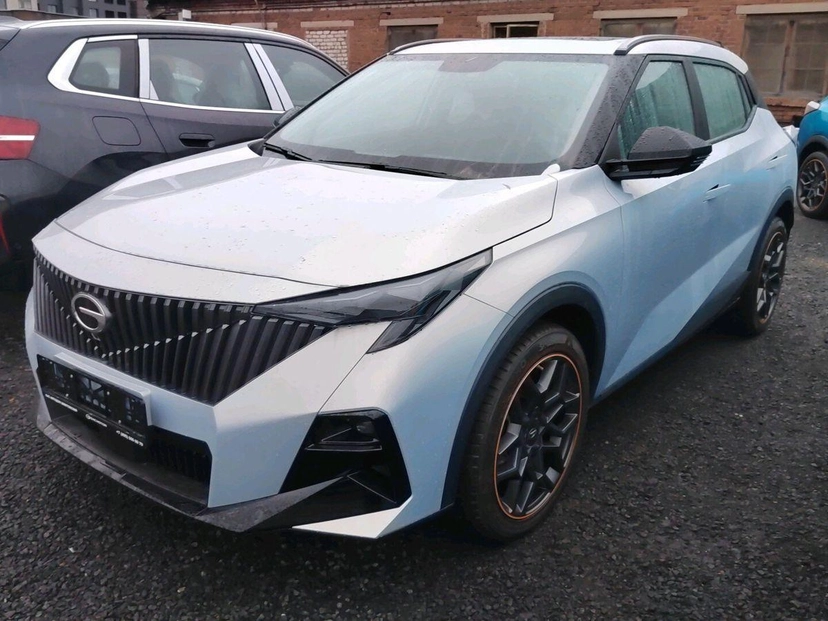 Автомобиль GAC GS3 II поколение 1.5 AMT (170 л.с.) GB R-Style Серебристый 2024 с пробегом 13 км