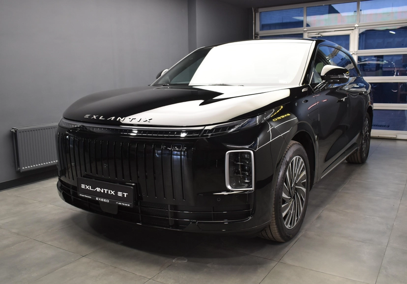 Автомобиль EXEED EXLANTIX ET I поколение 1.5hyb AT 4WD (469 л.с.) Top Чёрный 2025