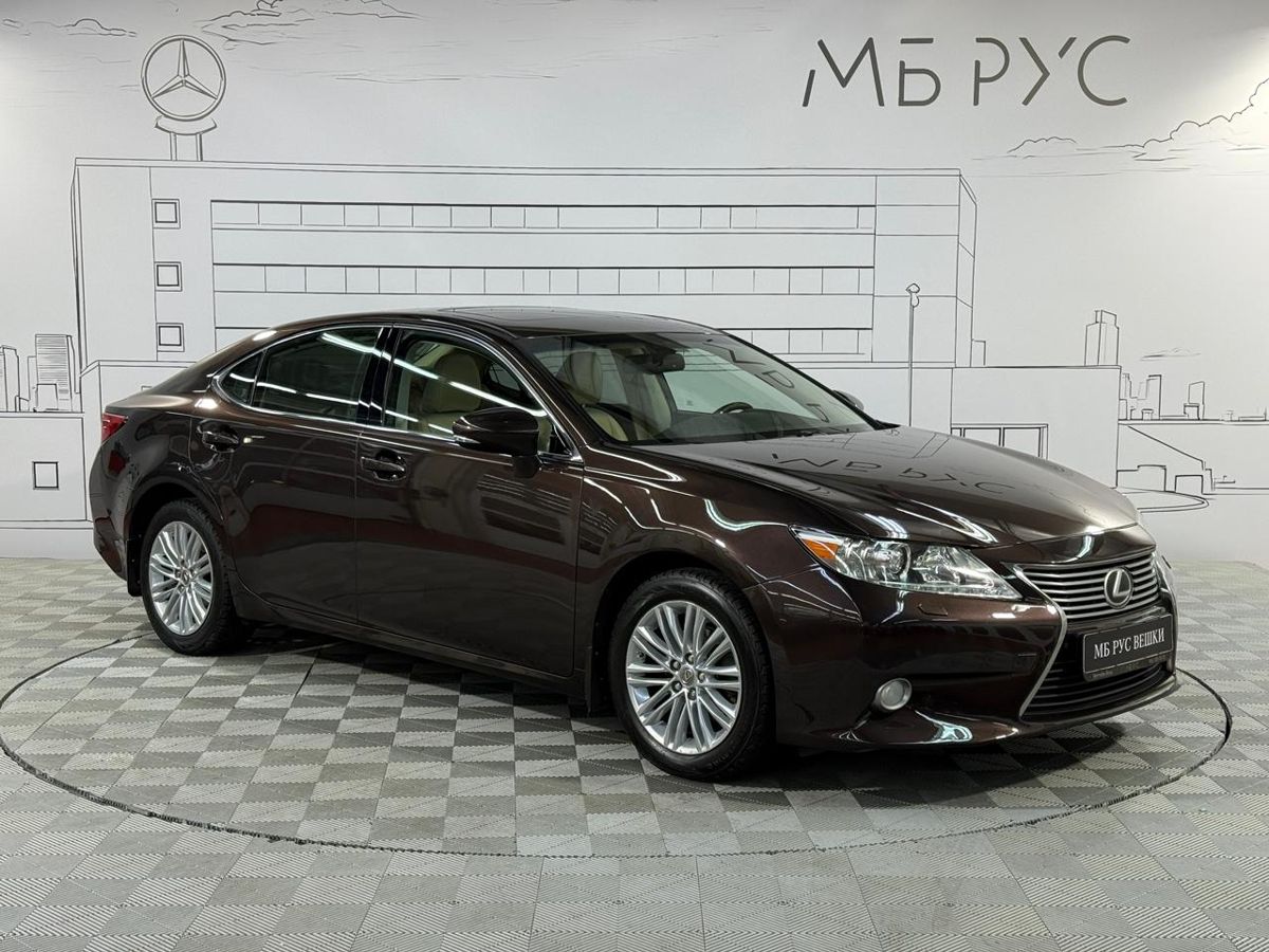 Автомобиль Lexus ES VI поколение 2.5 AT (184 л.с.) Premium Коричневый 2013 с пробегом 177 280 км