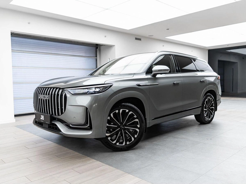 Автомобиль Jaecoo J8 I поколение 2.0 AMT 4WD (249 л.с.) Supreme Серебристый 2025