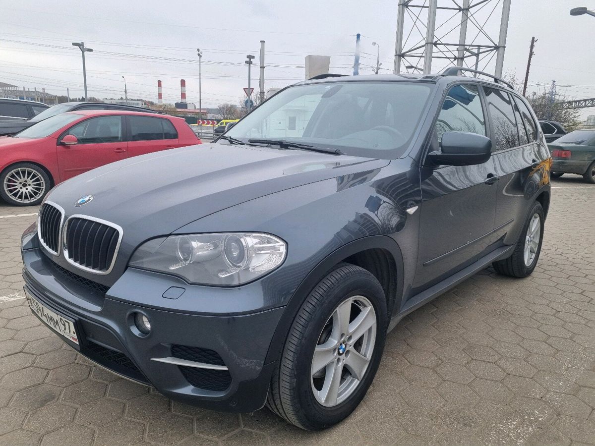 Автомобиль BMW X5 II (E70) [рестайлинг] 3.0 AT 4WD (306 л.с.) Luxury Чёрный 2012 с пробегом 154 358 км