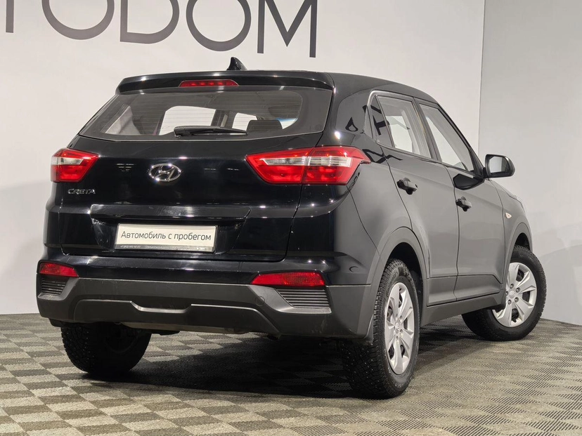 Автомобиль Hyundai Creta I поколение 1.6 AT (123 л.с.) Active Чёрный 2017 с пробегом 95 190 км