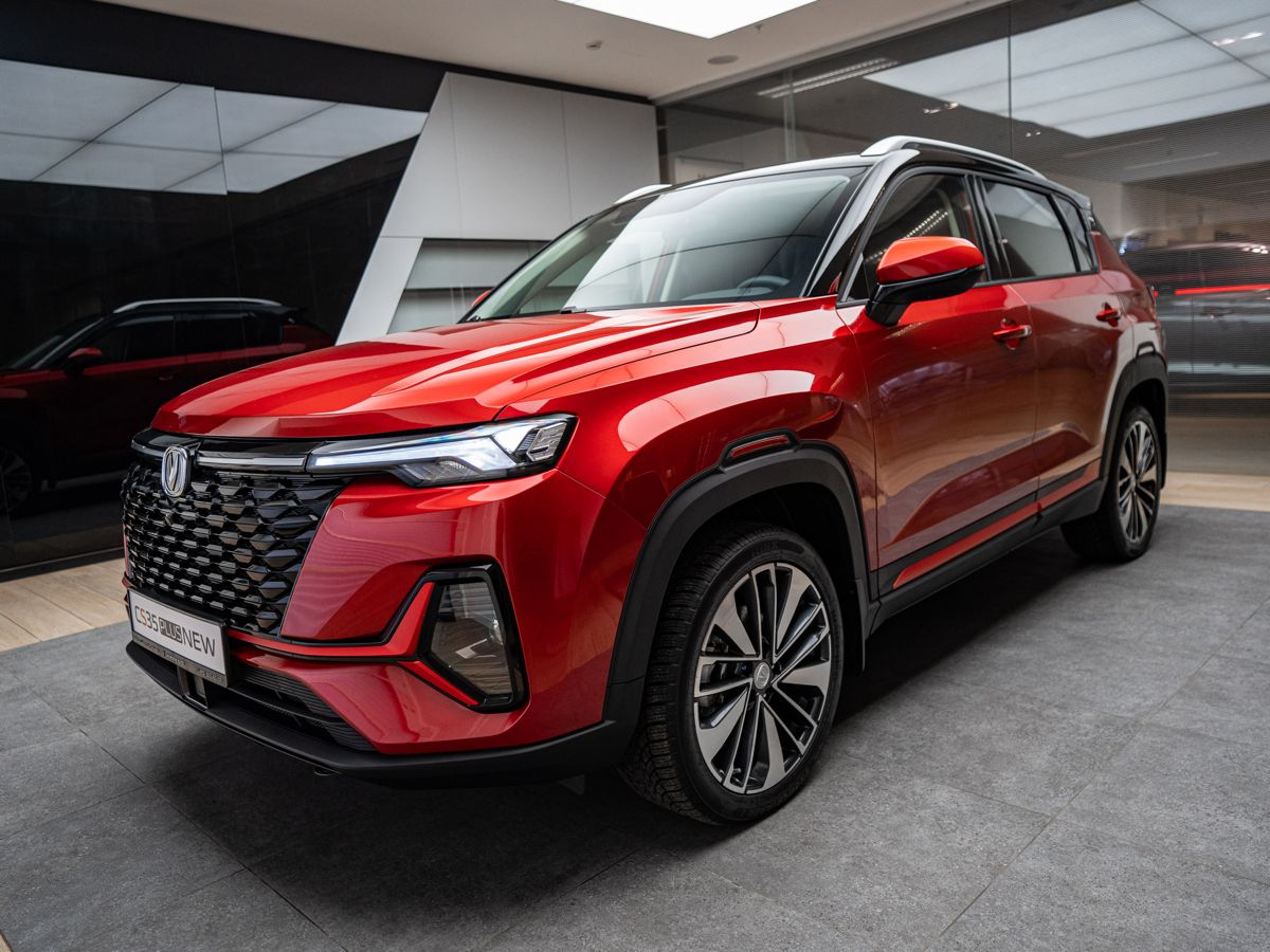 Автомобиль Changan CS35PLUS I [рестайлинг] 1.4 AMT (150 л.с.) Tech Красный 2024 