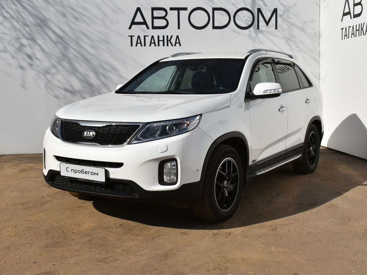 Автомобиль Kia Sorento II [рестайлинг] 2.4 AT 4WD (175 л.с.) Prestige Белый 2017 с пробегом 198 000 км