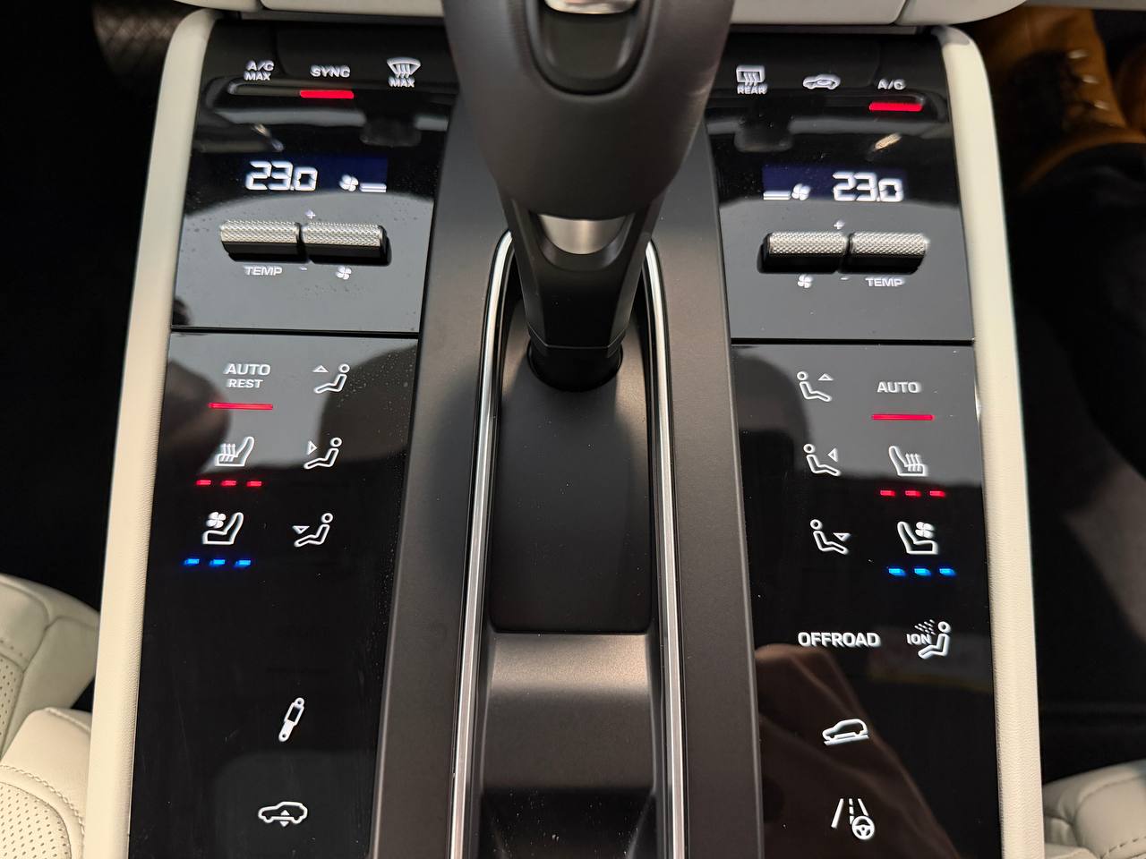 главное изображение транспортного средства