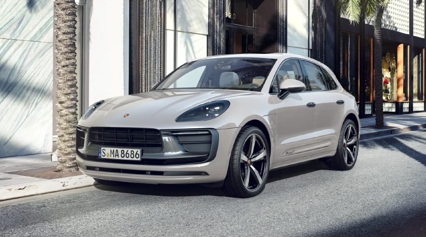 Автомобиль Porsche Macan I [2-й рестайлинг] 2.0 AMT 4WD (265 л.с.) T Серый  