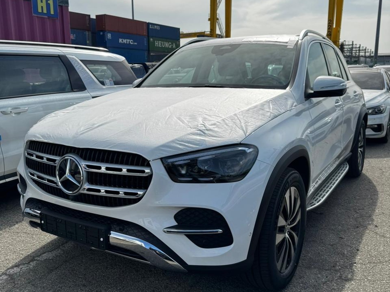 Mercedes-Benz GLE II (V167) [рестайлинг] 300 2.0d AT 4Matic (269 л.с.) Base Белый 2026 
