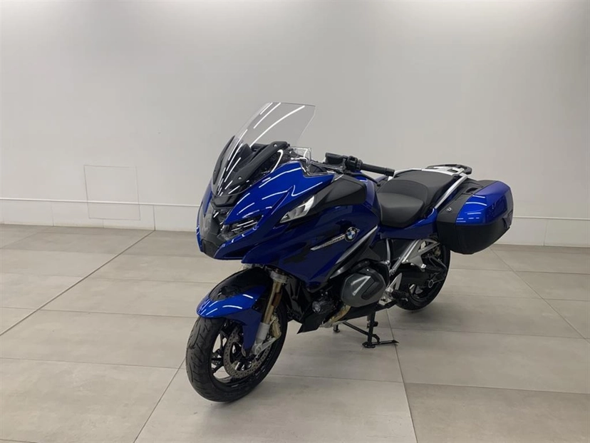 Мотоцикл BMW Motorrad R 1250 RT II поколение R 1250 RT Base Синий 2024 с пробегом 5 км