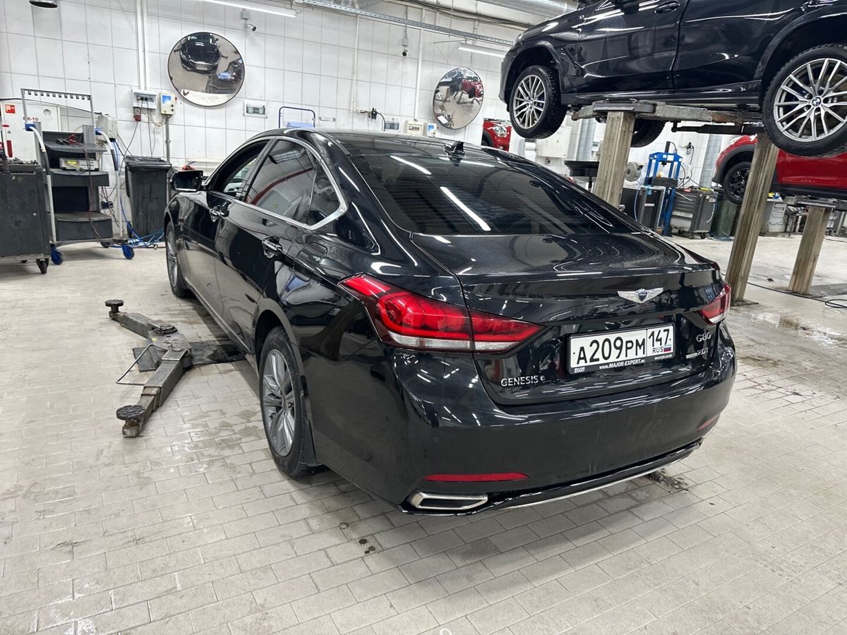 Автомобиль Genesis G80 I поколение 2.0 AT 4WD (197 л.с.) Business Чёрный 2018 с пробегом 162 563 км