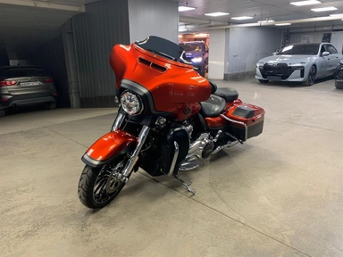 Мотоцикл Harley-Davidson FLHXSE CVO Street Glide I поколение FLHXSE CVO Street Glide Base Оранжевый 2018 с пробегом 4750 км