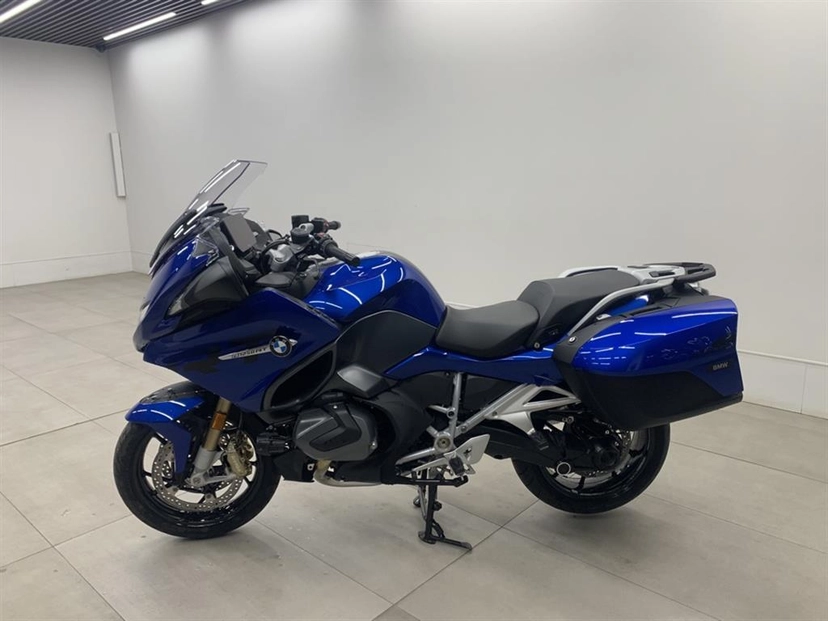 Мотоцикл BMW Motorrad R 1250 RT II поколение R 1250 RT Base Синий 2024 с пробегом 5 км
