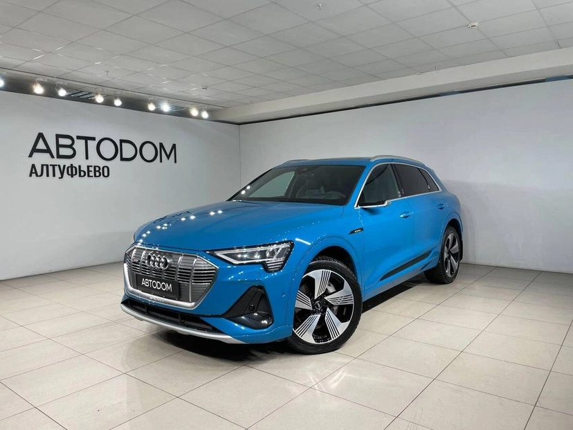 Автомобиль Audi e-tron I поколение Electro AT 4WD (300 кВт) Sport Голубой 2020 с пробегом 43 068 км