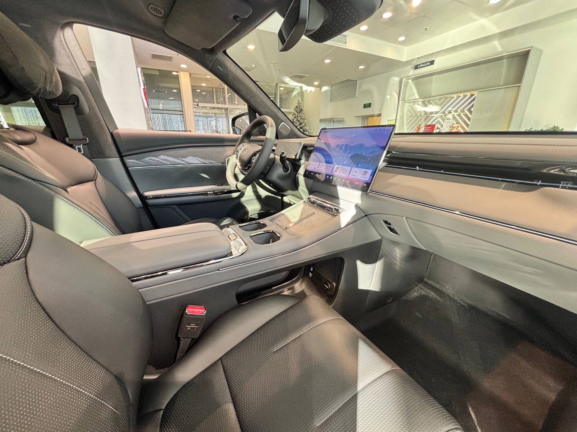 Автомобиль GAC S7 I поколение 1.5hyb AT 4WD (501 л.с.) SX Premium Чёрный 2025 