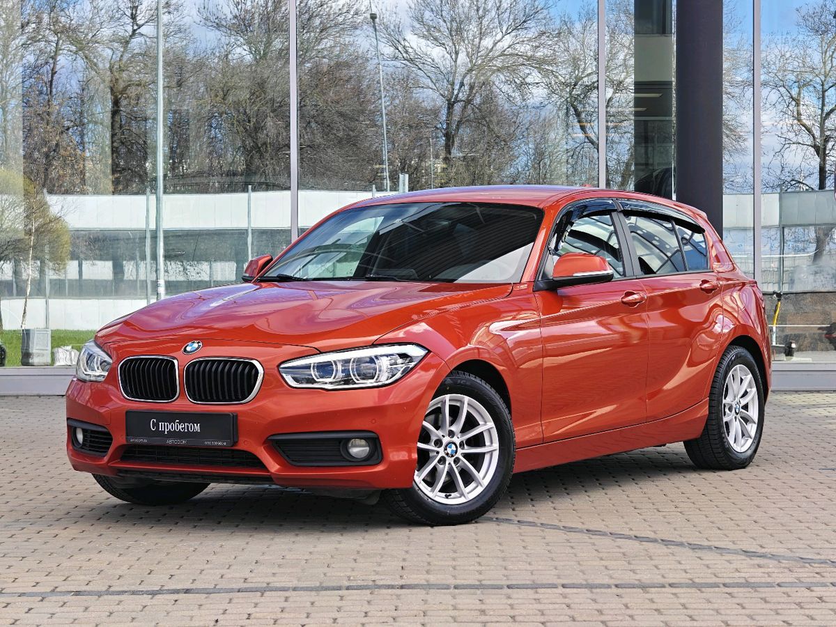 Автомобиль BMW 1 серии II (F20/F21) [2-й рестайлинг] 118 1.5 AT (136 л.с.) Special Edition Оранжевый 2017 с пробегом 120 257 км