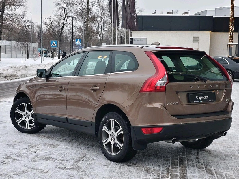 Автомобиль Volvo XC60 I поколение 2.4d AT 4WD (215 л.с.) Summum Коричневый 2012 с пробегом 140 000 км