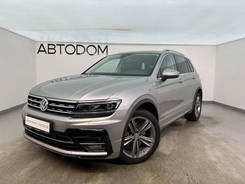 Автомобиль Volkswagen Tiguan II поколение 2.0 AMT 4WD (220 л.с.) Sportline Серый 2019 с пробегом 84 400 км