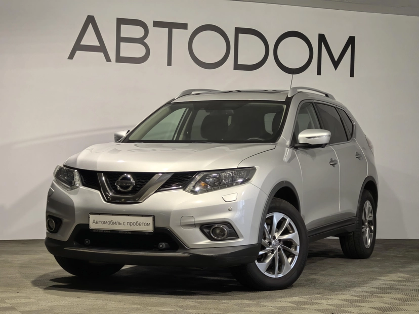 Автомобиль Nissan X-Trail III поколение (T32) 2.0 CVT (144 л.с.) SE Top Серебристый 2015 с пробегом 144 592 км
