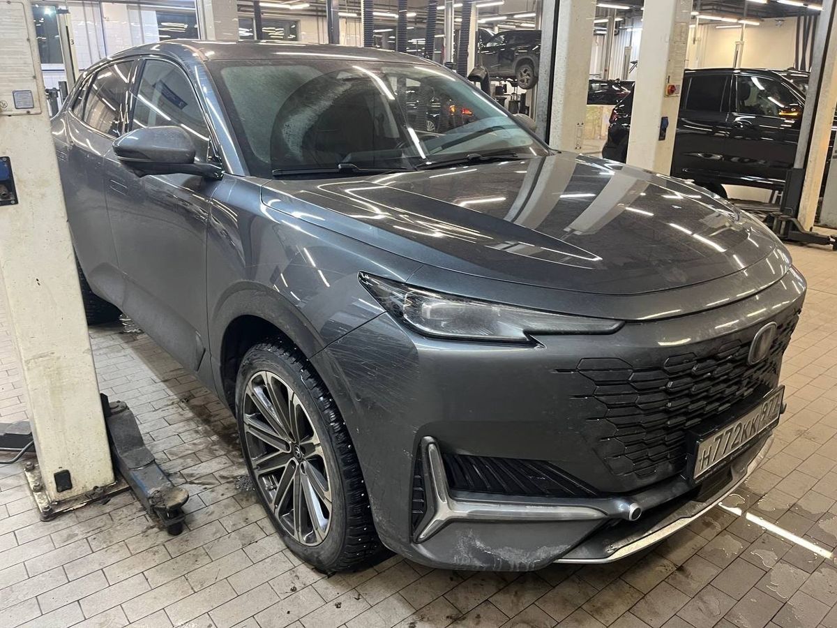 Автомобиль Changan UNI-K I поколение 2.0 AT 4WD (226 л.с.) Tech Серый 2024 с пробегом 23 027 км