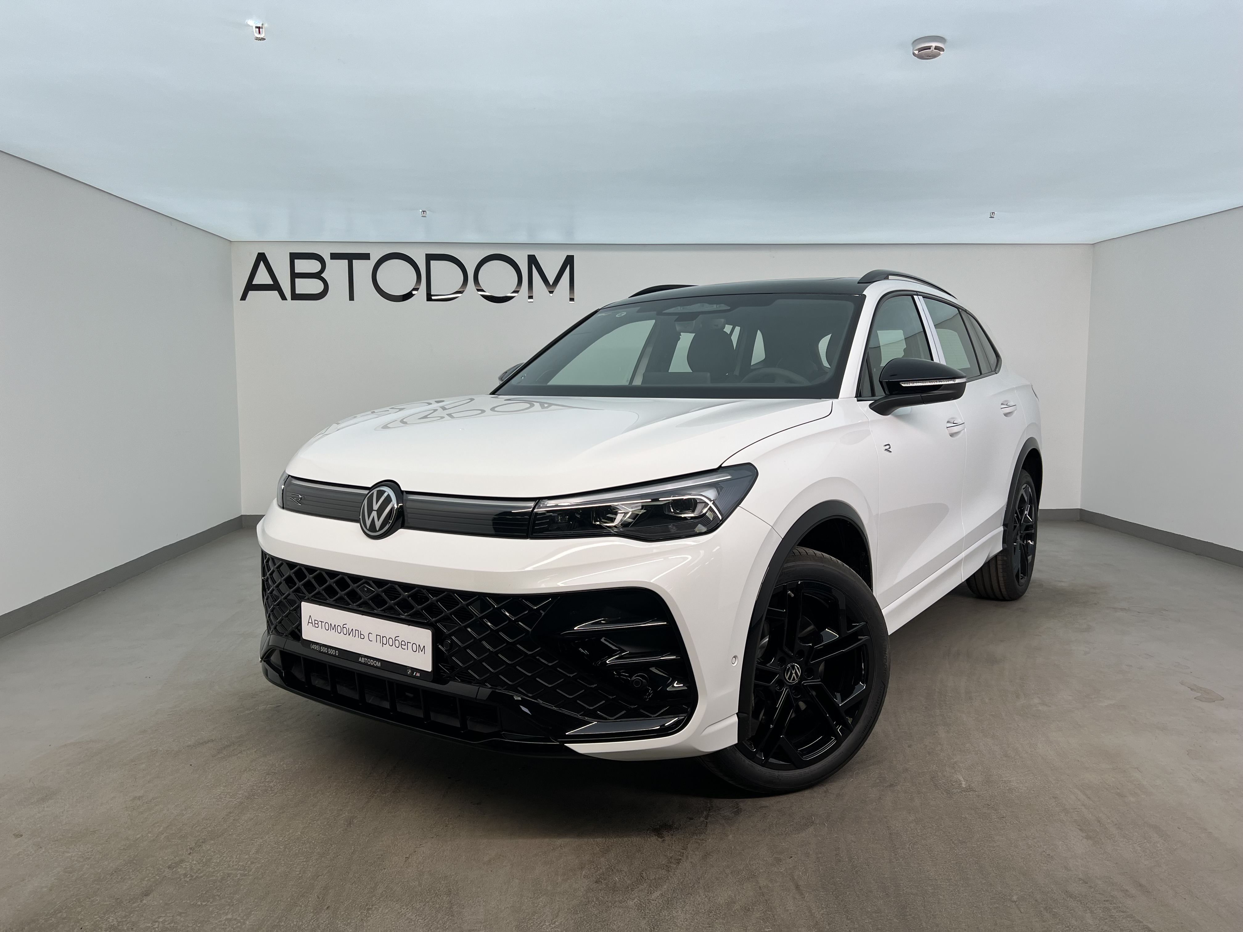 Автомобиль Volkswagen Tiguan III поколение (China Market) 2.0 AMT 4WD (220 л.с.) R-Line Белый 2025 