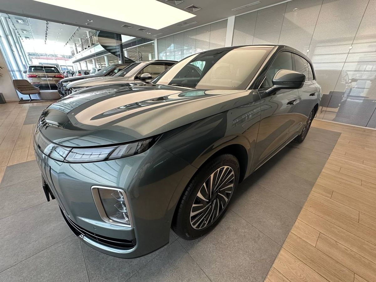 Автомобиль EXEED EXLANTIX ET I поколение 1.5hyb AT 4WD (469 л.с.) Top Серый 2025 