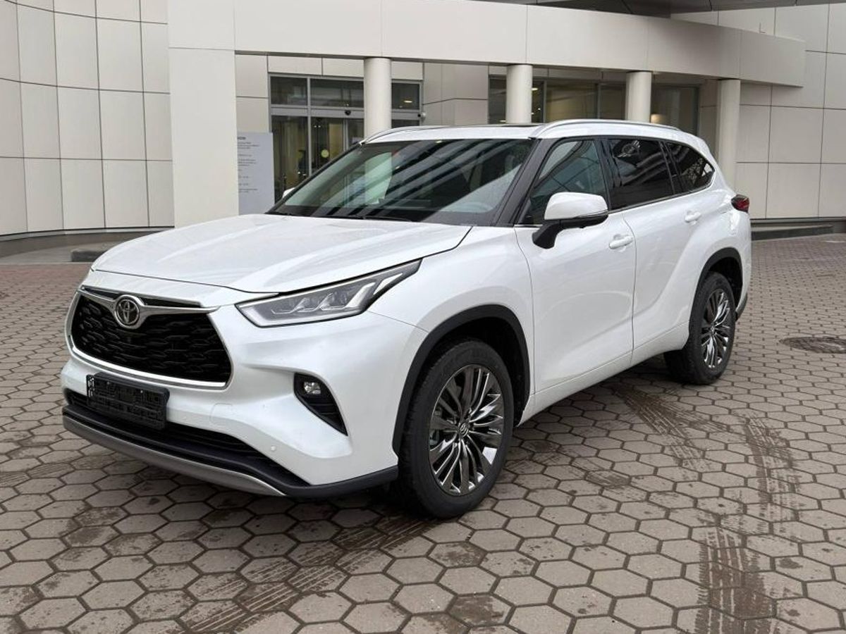 Toyota Highlander IV поколение 2.0 AT 4WD (248 л.с.) Base Белый 2026 