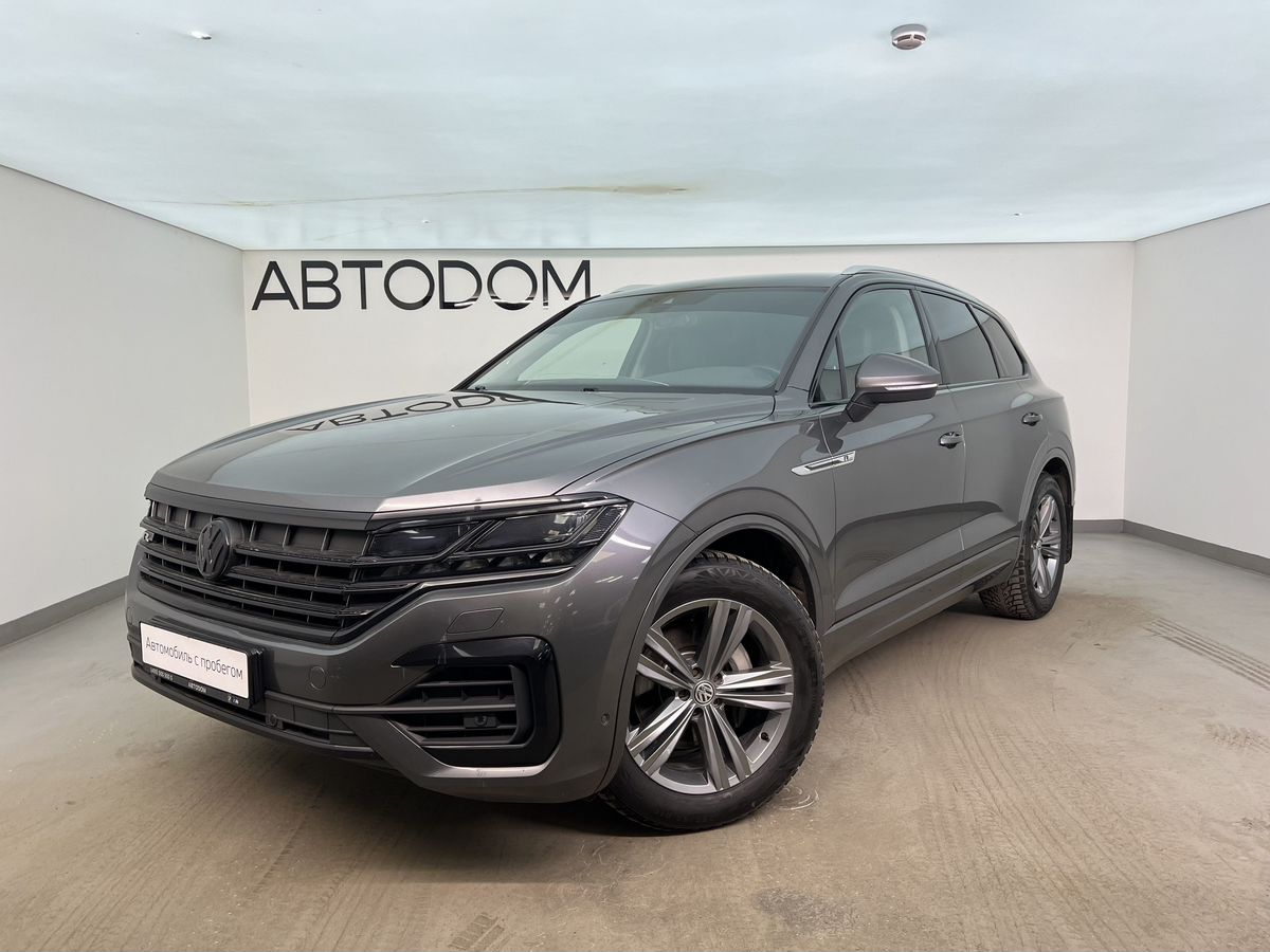 Автомобиль Volkswagen Touareg III поколение 3.0d AT 4WD (249 л.с.) R-Line Серый 2019 с пробегом 99 657 км