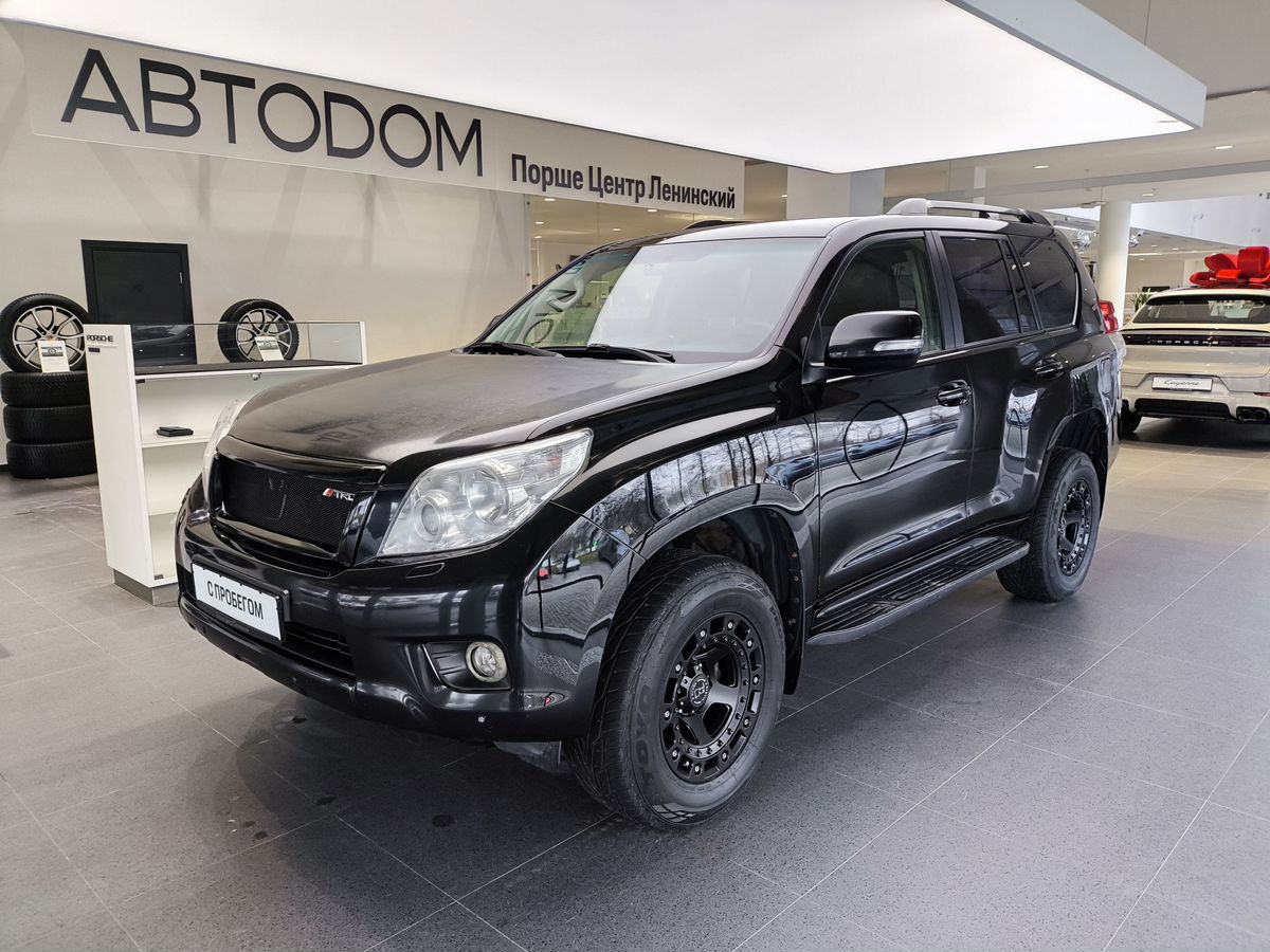 Автомобиль Toyota Land Cruiser Prado IV поколение (J150) 3.0d AT 4WD (173 л.с.) Комфорт Чёрный 2011 с пробегом 204 863 км