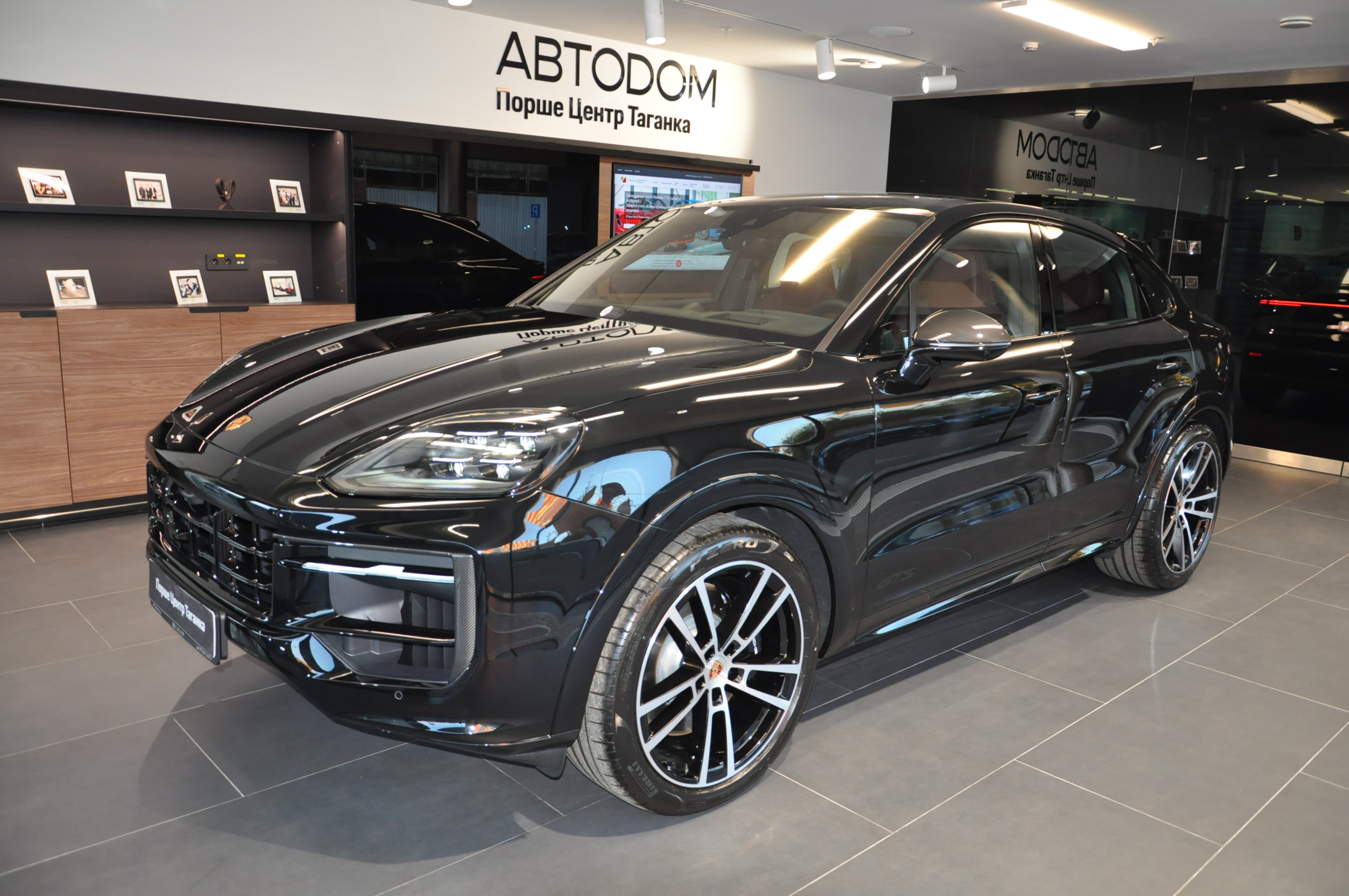 Porsche Cayenne III [рестайлинг] GTS 4.0 AT 4WD (500 л.с.) GTS Coupé Чёрный 2026 