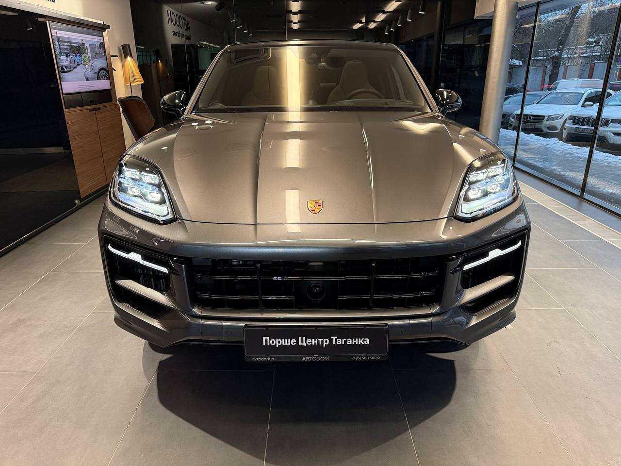 Автомобиль Porsche Cayenne III [рестайлинг] 3.0 AT 4WD (353 л.с.) Black Edition Серый 2025 