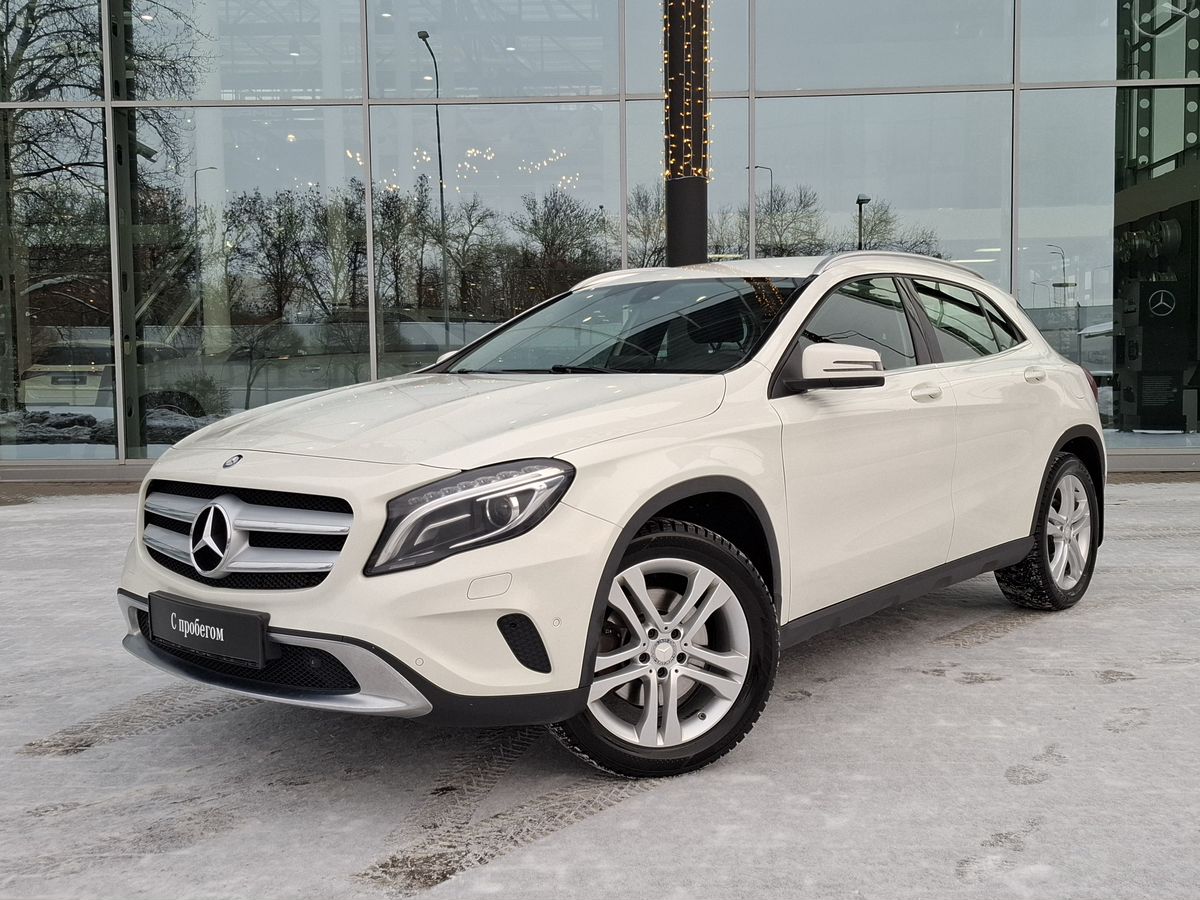 Автомобиль Mercedes-Benz GLA I поколение (X156) 250 2.0 AMT 4Matic (211 л.с.) Особая серия Белый 2016 с пробегом 97 200 км