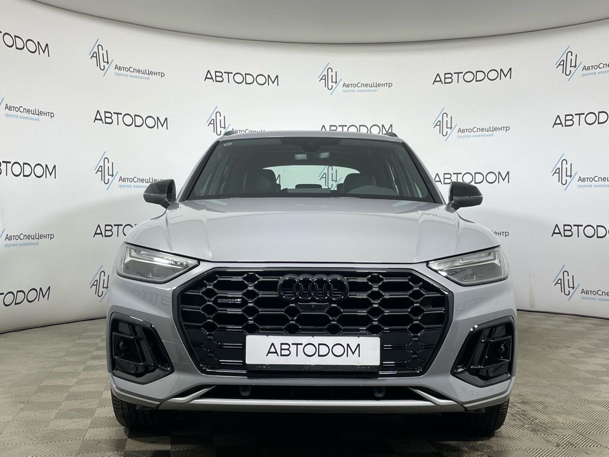 Автомобиль Audi Q5 II (FY) [рестайлинг] 2.0 AMT 4WD (249 л.с.) 45 TFSI quattro S tronic Серый 2025 с пробегом 1 км