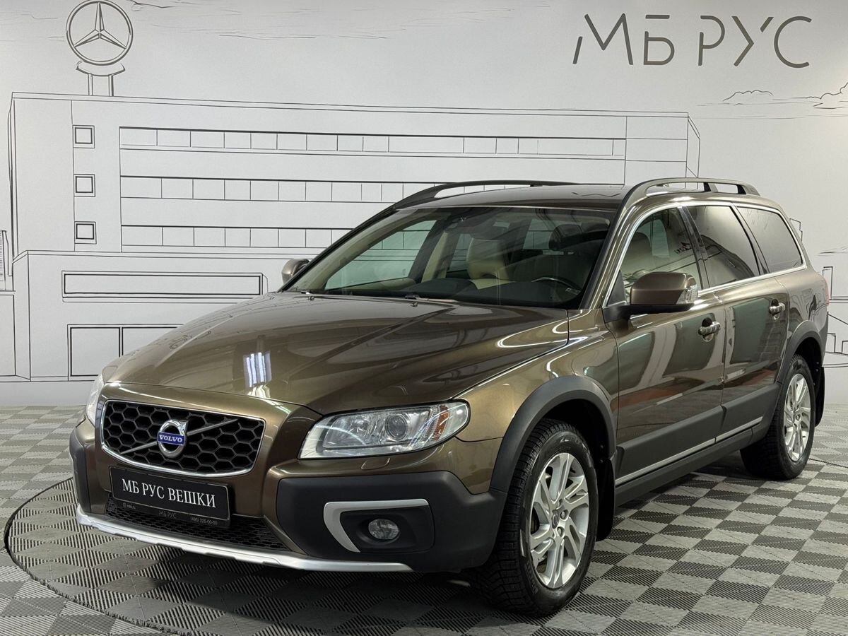 Автомобиль Volvo XC70 II [рестайлинг] 2.4d AT 4WD (181 л.с.) Summum Коричневый 2015 с пробегом 116 040 км