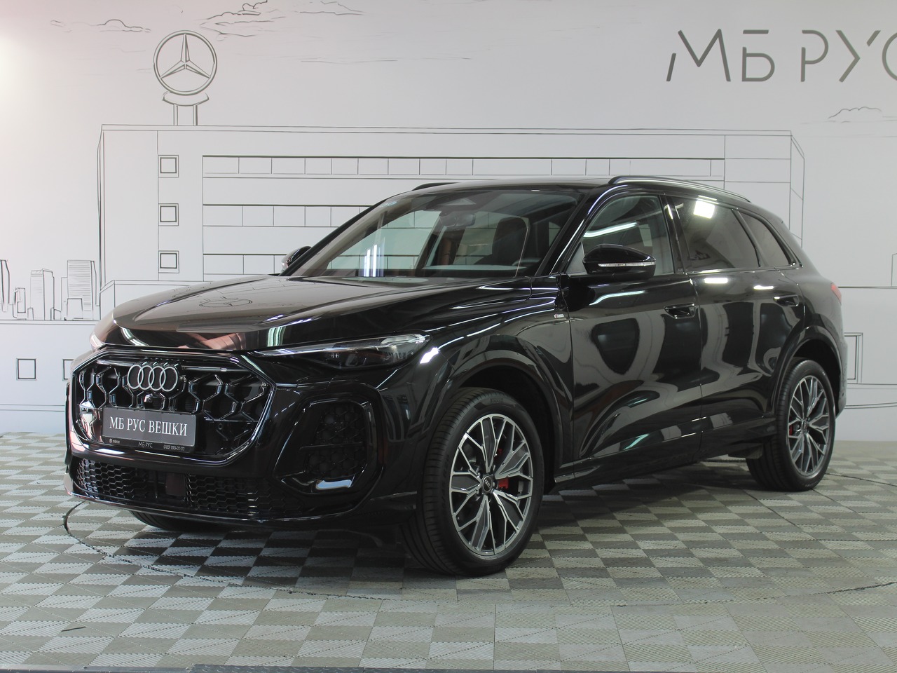 Audi Q5 III поколение (GU) 2.0 AMT 4WD (204 л.с.) Exclusive Чёрный 2026 