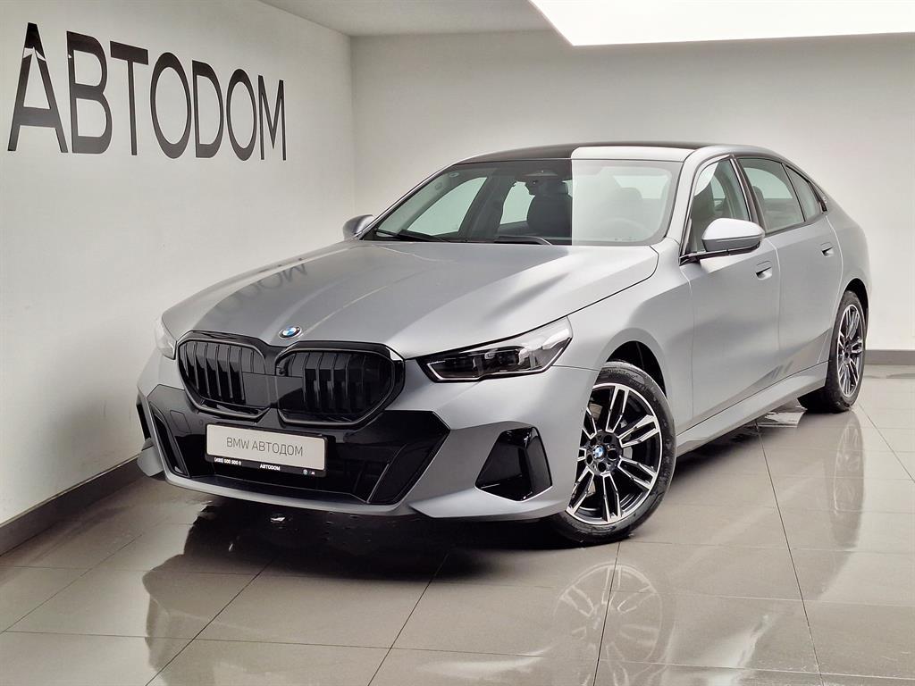 Автомобиль BMW 5 серии VIII поколение (G60) 2.0 AT 4WD (258 л.с.) M Sport Серый 2025 