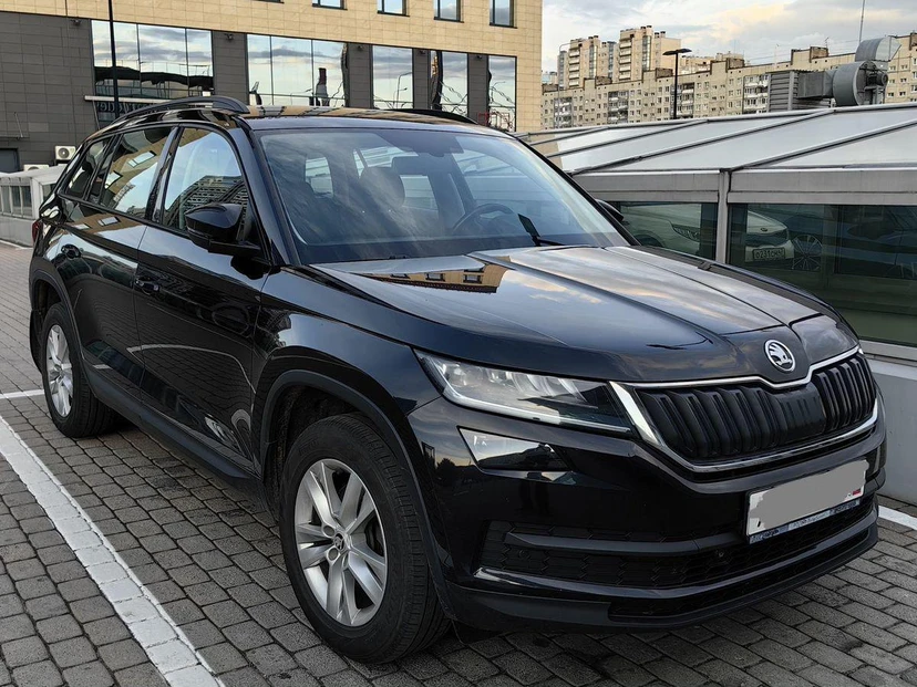 Skoda Kodiaq I поколение 1.4 AMT 4WD (150 л.с.) Style Чёрный 2021 с пробегом 111 497 км