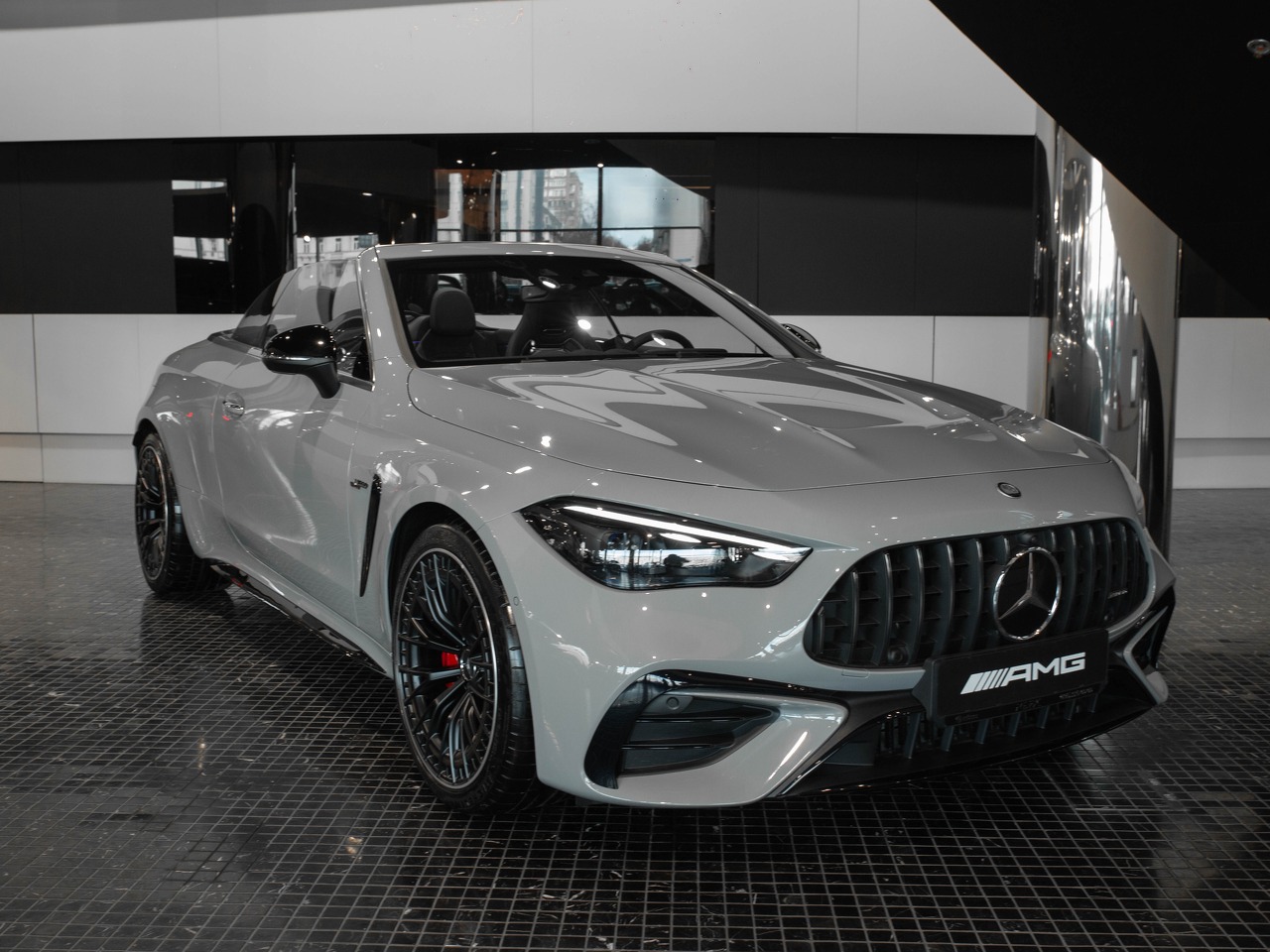 Автомобиль Mercedes-Benz CLE AMG I поколение 3.0 AT 4WD (449 л.с.) AMG CLE 53 4matic+ Серый 2025 