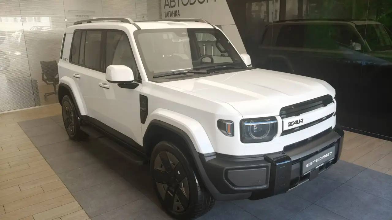 ESTEO V27 I поколение 1.5hyb AT 4WD (456 л.с.) Премиум Белый 2026 