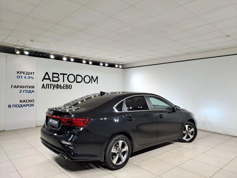 Автомобиль Kia Cerato IV поколение 1.6 AT (128 л.с.) Luxe Чёрный 2021 с пробегом 78 700 км